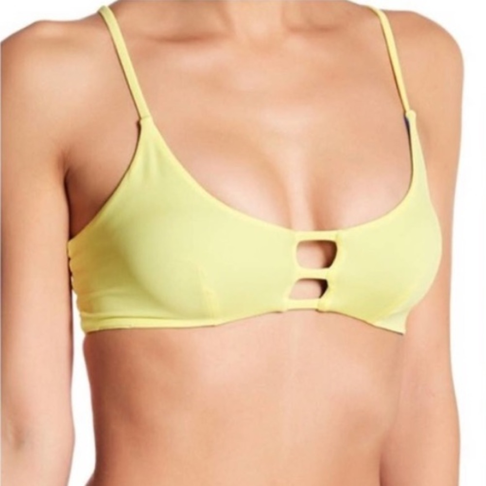 SOLE EAST Bikini top Womens extra small yellow and blue reversible XS NWT